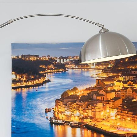 Guestready - Bright Home In The Heart Of Porto Luaran gambar