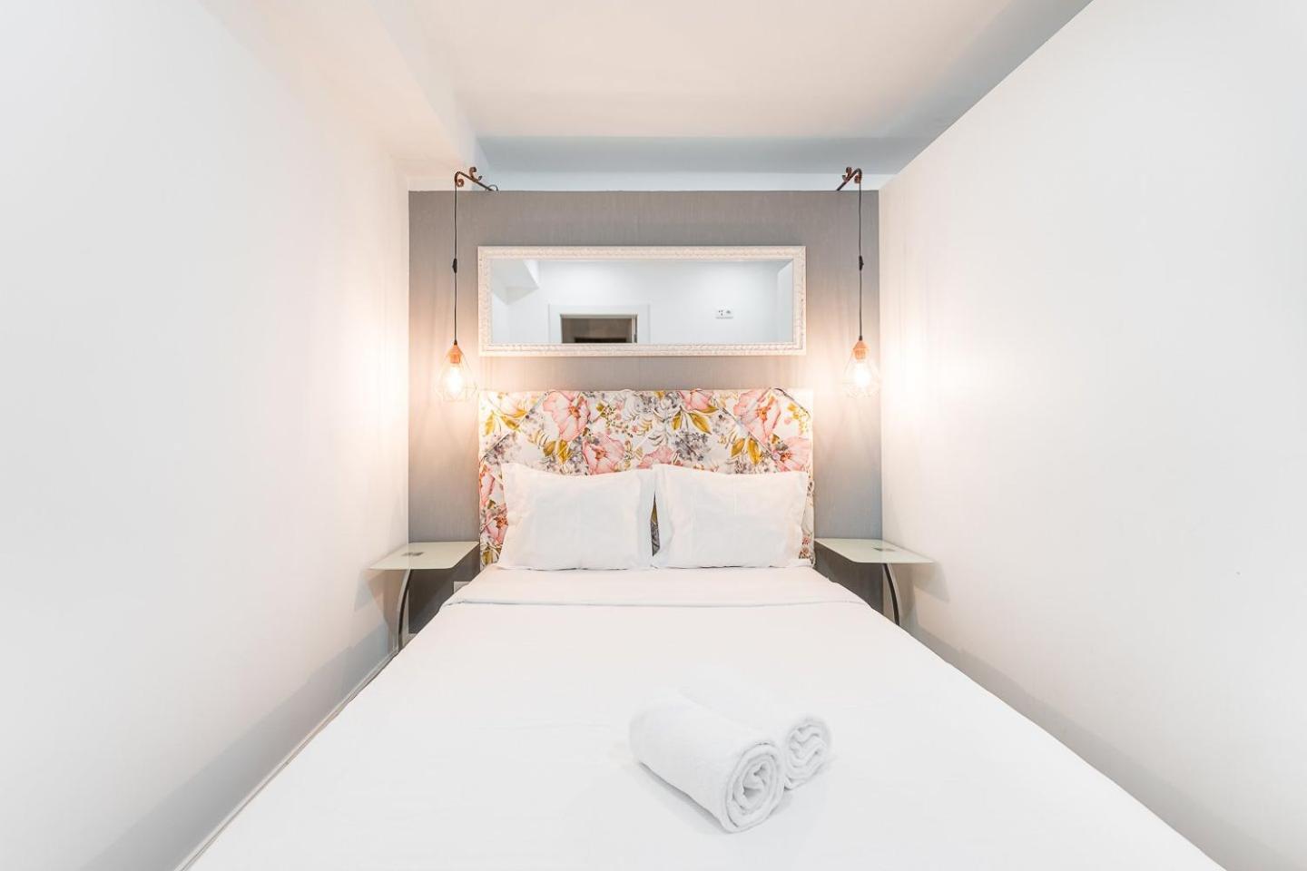 Guestready - Bright Home In The Heart Of Porto Luaran gambar