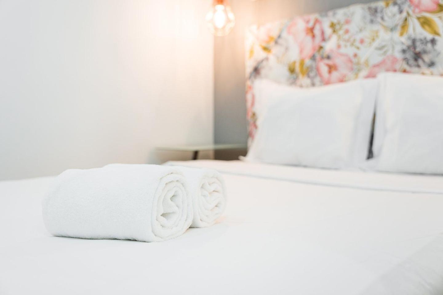 Guestready - Bright Home In The Heart Of Porto Luaran gambar
